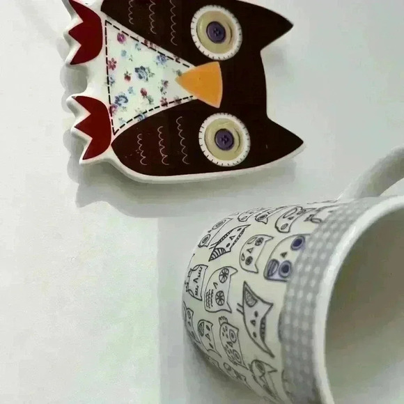 Disaster Design UK Blue White Small Owl Illustrated Tea Mug with Top Lid  Cover - Picture 11 of 15